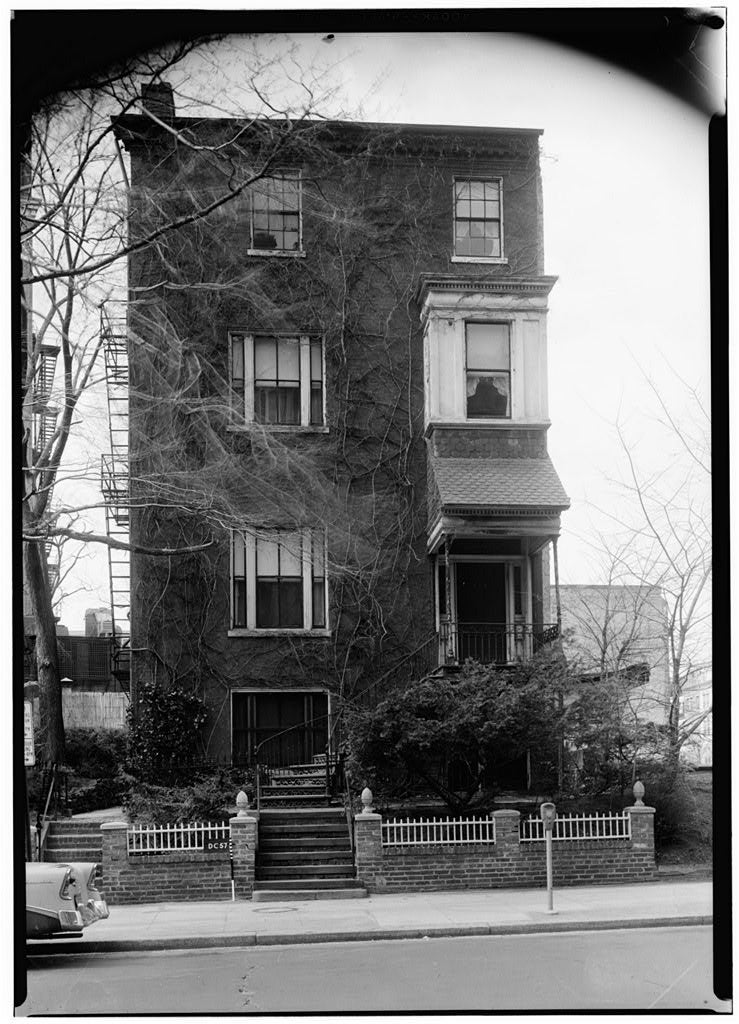 Front of brick house at 528 17th St NW DC (Source: Library of Congress)