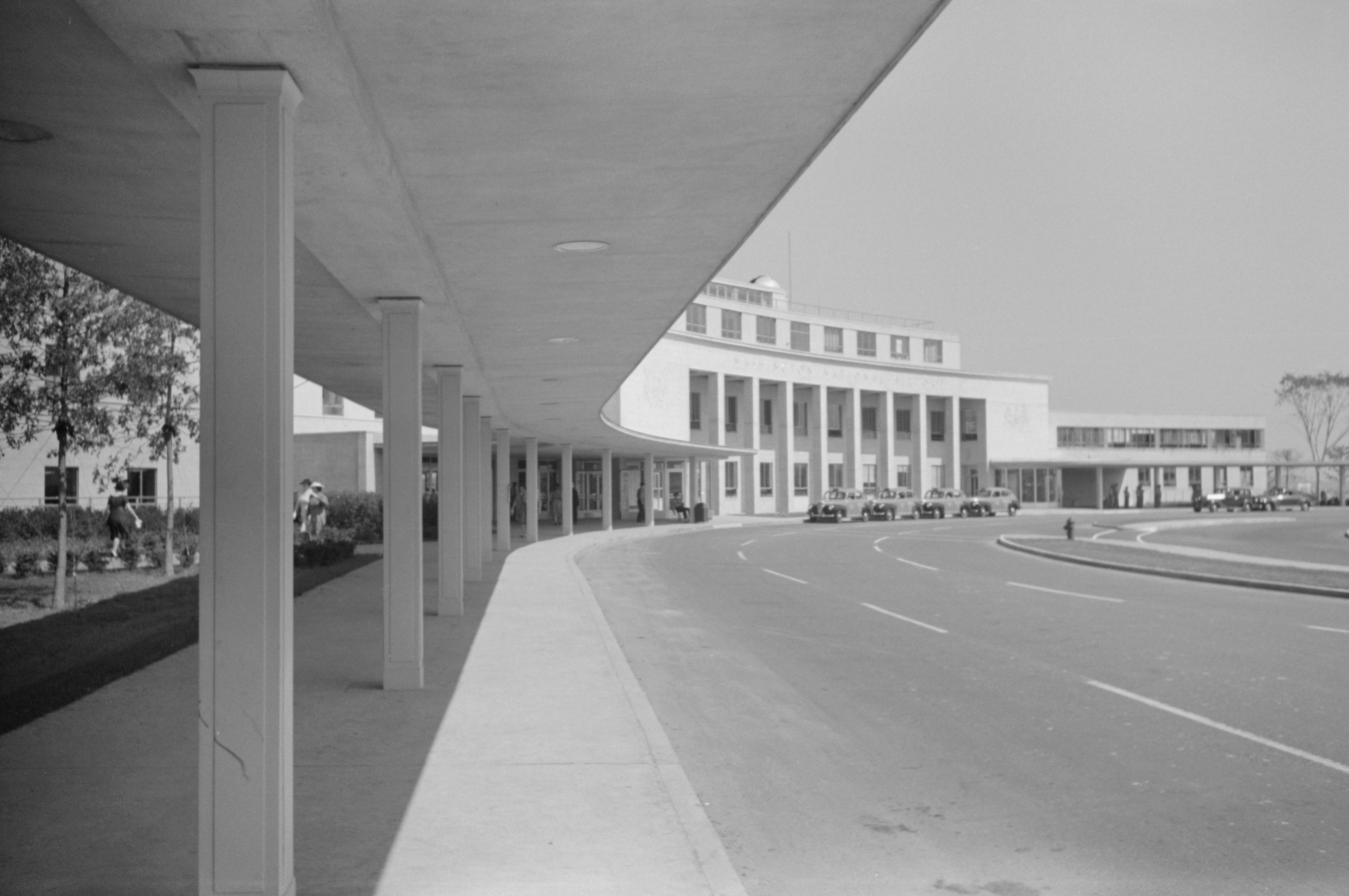 A photograph of the new Washington National Airport from July 1941.