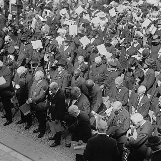 Lincoln Memorial Crowd