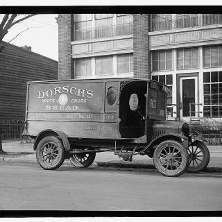 Dorsch's Ford truck, 1923. (Photo Source: Library of Congress)  “Dorsch’s Ford Truck.” 1923. Photo, print, drawing. Library of Congress, Washington, D.C. 20540 USA. Accessed October 30, 2017. https://www.loc.gov/item/npc2007007765/.