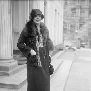 Ethel Barrymore standing, 1925.