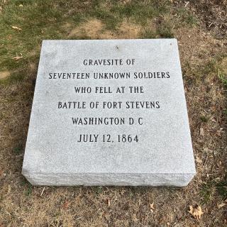 Marker on grounds of Grace Episcopal Church showing site where 17 Confederate soldiers were buried after the Battle of Fort Stevens. (Source: Ethan Ehrenhaft)