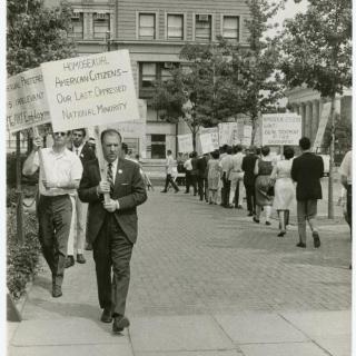 Frank Kameny protests outside Independence Hall in 1965