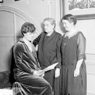 Carrie Weaver Smith with Jane Addams