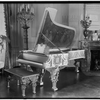Gold Steinway in the East Room of the White House (Photo Source: Library of Congress)