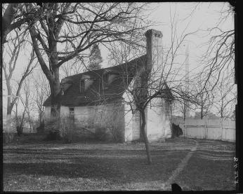 Photo of the Burns cottage in Washington DC