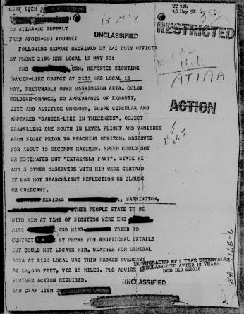 Page from Project Blue Book report on sightings of UFO's in Washington DC, May 1952. (Source: National Archives)