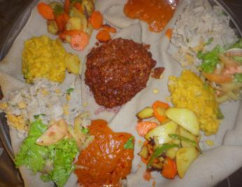 Ethiopian Fasting Food, Bayenatu. (Credit: Wikipedia user Jforauer. Used via Commons Attribution-Share Alike 4.0 International license.)