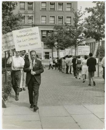 Frank Kameny protests outside Independence Hall in 1965