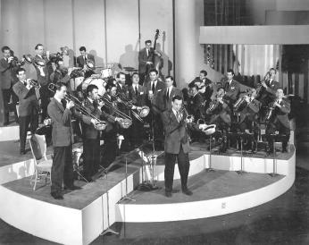 Glenn Miller Orchestra, 1940-1941 (Photo Source: Wikimedia Commons) https://commons.wikimedia.org/wiki/File:Glenn_Miller_Band.jpg Glenn Miller Orchestra, 1940-1941 (Photo Source: Wikimedia Commons) https://commons.wikimedia.org/wiki/File:Glenn_Miller_Band.jpg