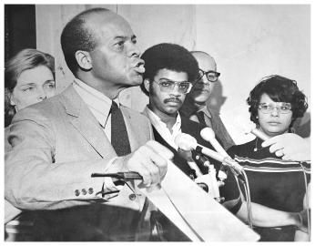 Julius Hobson announces his candidacy for District Delegate in January 1971