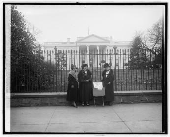 Members of the League of Women Voters of the District of Columbia protest outside the White House in 1924