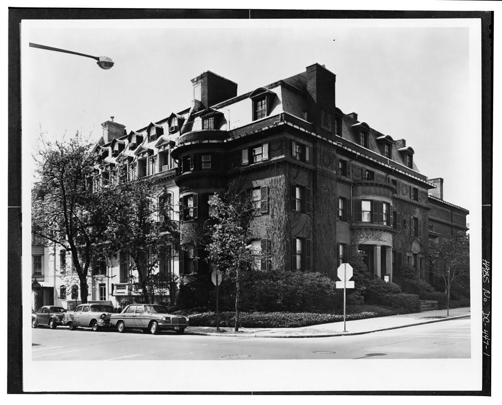 View of the Phillips Collection building in DC