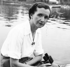Rachel Carson at Woods Hole, MA, 1950. (Courtesy of the Linda Lear Center for Special Collections & Archives, Connecticut College) 