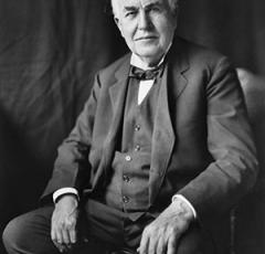 As the nation geared up for World War I, inventor Thomas Edison urged the government to fund and create a laboratory to further research toward national defense. It took a few years, but he finally got his wish. (Photo source: Wikipedia)