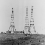 Image of the towers at the Arlington Radio Station, also known as "NAA" or by its local name "The Three Sisters"
